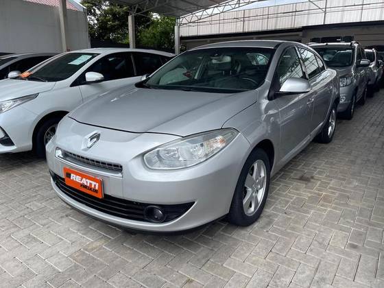 RENAULT FLUENCE 2.0 DYNAMIQUE 16V FLEX 4P AUTOMÁTICO
